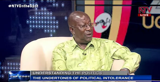 Jadwong's tweet photo. AMANYA #MUSHEGA: It is not too late for President #Museveni to retire peacefully  

https://t.co/UCMTu5NQxG

#NTVOnTheSpot 
 #UgDecides2021
#3⃣4⃣DaysToGo 
#Uganda 
#Politics 
📷 @ntvuganda https://t.co/xGFsyIZILK