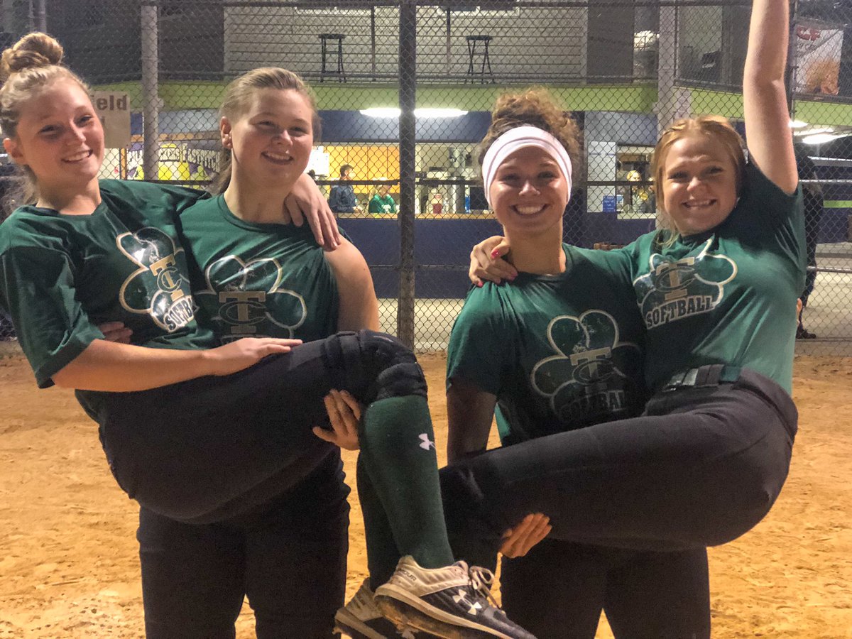 TCSoftball2024's tweet photo. That☘️WINNING☘️Feeling
Ladies played two great games defeating The Villages in a 7-6 game &amp; then taking down Forest 2-1. Great way to end the season. https://t.co/3tQ7hHF3Ic