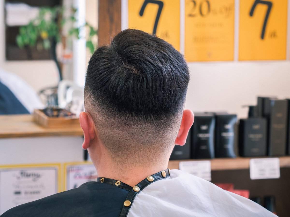 Kazuhair Barber ベリーショートからのフェードスタイル 頑張って伸ばしてます そろそろゴール地点 トップの長さがあと2cm伸びれば パーマ出来ます Kazuhair 床屋 山梨県 南アルプス市 フェードスタイル スキンフェード Barber Barbershop