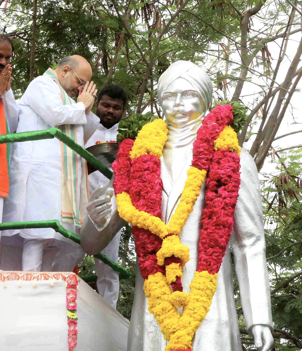 AmitShah's tweet photo. My tributes to the great son of Mother India, Mahakavi Subramania Bharathi ji on his Jayanti. A pioneer for women empowerment and an icon of national unity whose patriotic poems were a source of inspiration for the masses during India’s struggle for freedom. https://t.co/Z1mo38LXaP