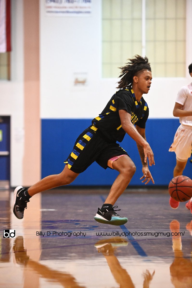 BDPhotography01's tweet photo. @manateehoops1 rally from a 0-14 start to hit the game winner with 3 seconds left in the game. Bayshore kept hitting those threes and I expected everyone to be the dagger. Canes kept coming back. Epic game

Check out more images from this game here:
https://t.co/h9k6gaKKpB https://t.co/Q4hLVkfR8t