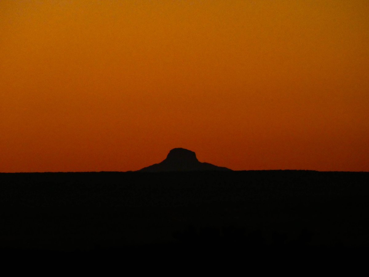 #Sunset a few days ago while driving home from Santa Fe. Cabezon peak in the distance.

#roadtrip #travel #momentofzen #NewMexico