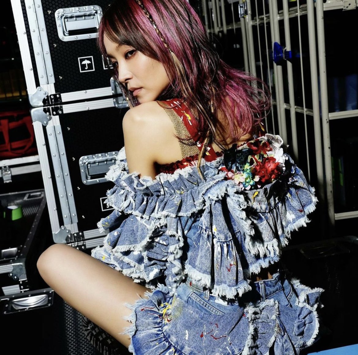 MAiXLiSA's tweet photo. ねえねえねえ!!
1番大好きなptwの衣装!!!
ああああ好きすぎる!!!!!!!
絶対この衣装作って着てやるうう!!!
#LiSA @LiSA_OLiVE
#ONLiNELEONiNE #LEO9
#playtheworld #ptw 🦵👏🌈 https://t.co/gHiB16qlN8