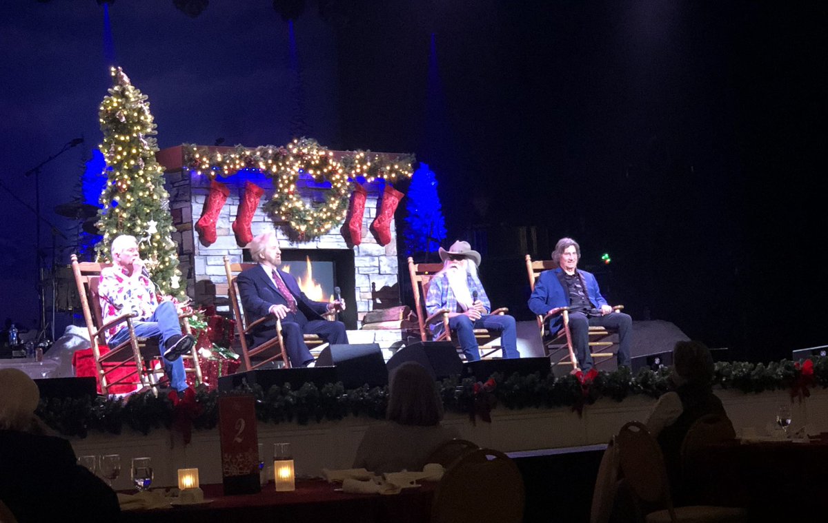DrKayMc's tweet photo. Thank you @oakridgeboys for an incredible evening tonight at the Gaylord! @joebonsall @DUANEALLEN @wlgolden @wlgolden #TheVoicesOfRejoicingLove https://t.co/hpVbJaJ4WO
