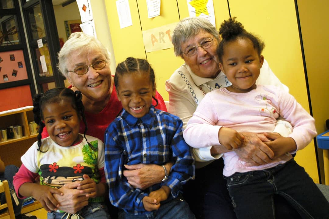 OB_Inc_KC's tweet photo. Happy Birthday Sister Berta &amp; Sister Corita!  You've brought countless smiles &amp; helped so many children! 🔆

How cool is it that their birthdays are Dec 10th &amp; Dec 11th! 

Our kiddos celebrated by making them cards... Tweet uour birthday wishes &amp; we will pass them along! 🎉 https://t.co/F7UaG6JunA
