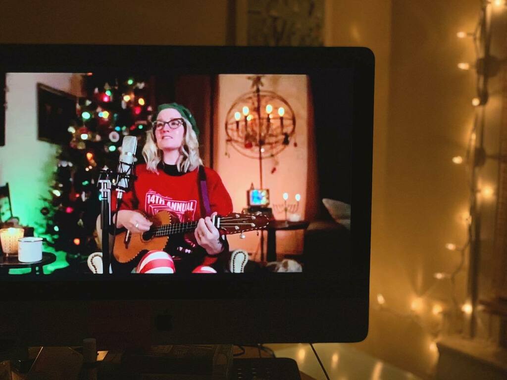 jodimckee's tweet photo. The 14th Annual #HolidayHop wasn’t typical, but it was still super fun and much cozier! Thank you @ingridmichaelson ♥️🎄✨🎶 https://t.co/3yvQmtEBcR https://t.co/WD8hz2RKiF