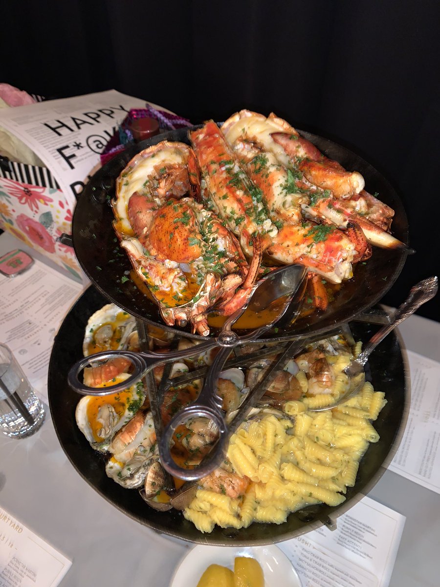ShaneenBSnackin's tweet photo. ๐ญ Wishing I could have an instant replay of last nightโs dinner from @mapleandash #Chicago it was simply divine!!! ๐๐๐ฅฐ ๐ฃ๐ค๐ฆช๐ฆ#5bites #snackin #sushi #seafoodtower #mapleandash #foodie #finedining #shanackattack https://t.co/TusvwTesWD