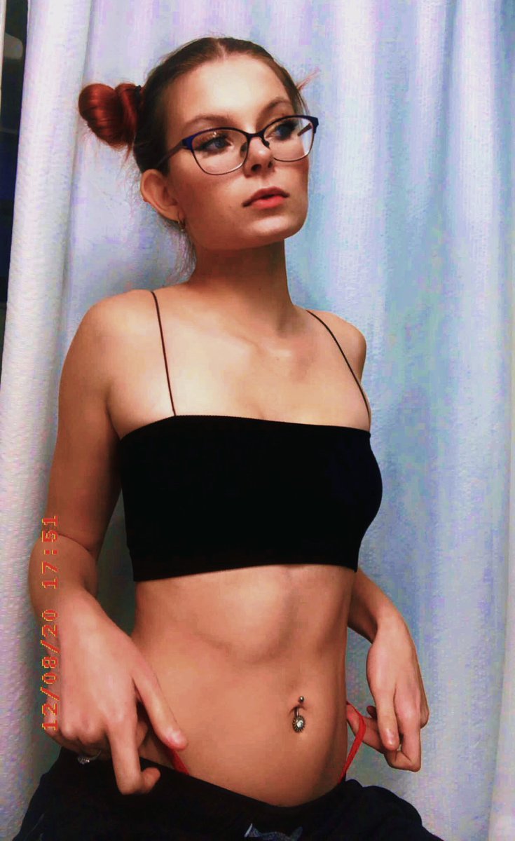 AaliSavage's tweet photo. Love me ❤️ 

#sugarbaby #paypig #onlyfansslut https://t.co/dhNyEM4egx