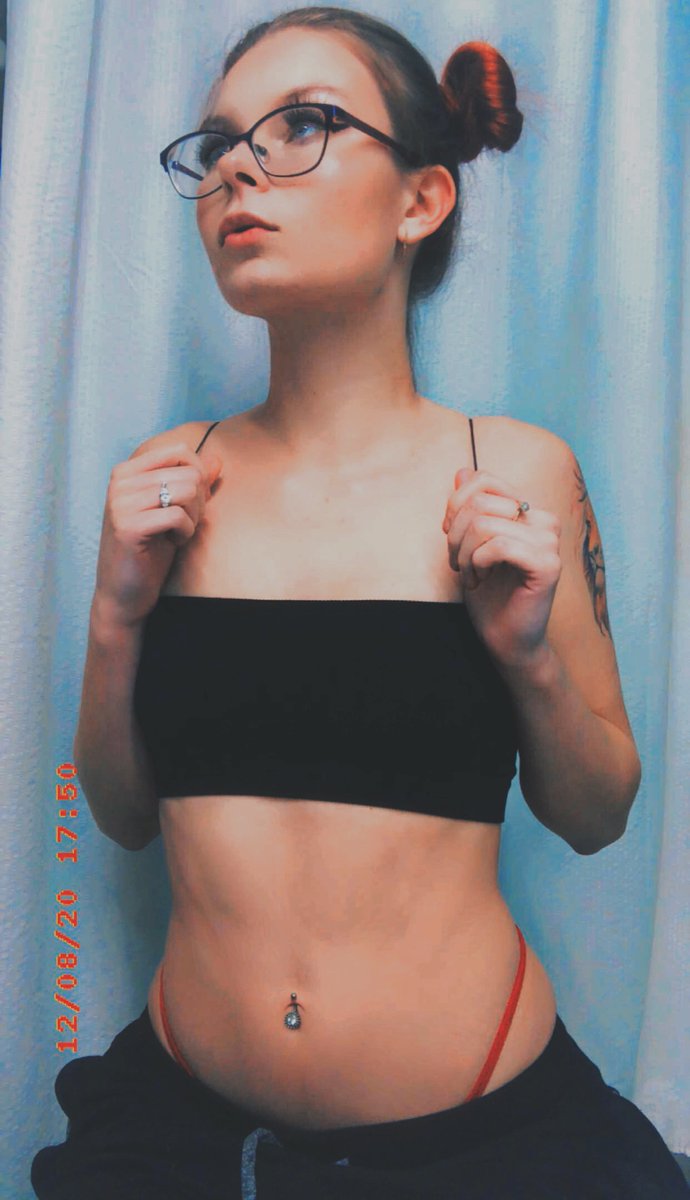 AaliSavage's tweet photo. Love me ❤️ 

#sugarbaby #paypig #onlyfansslut https://t.co/dhNyEM4egx