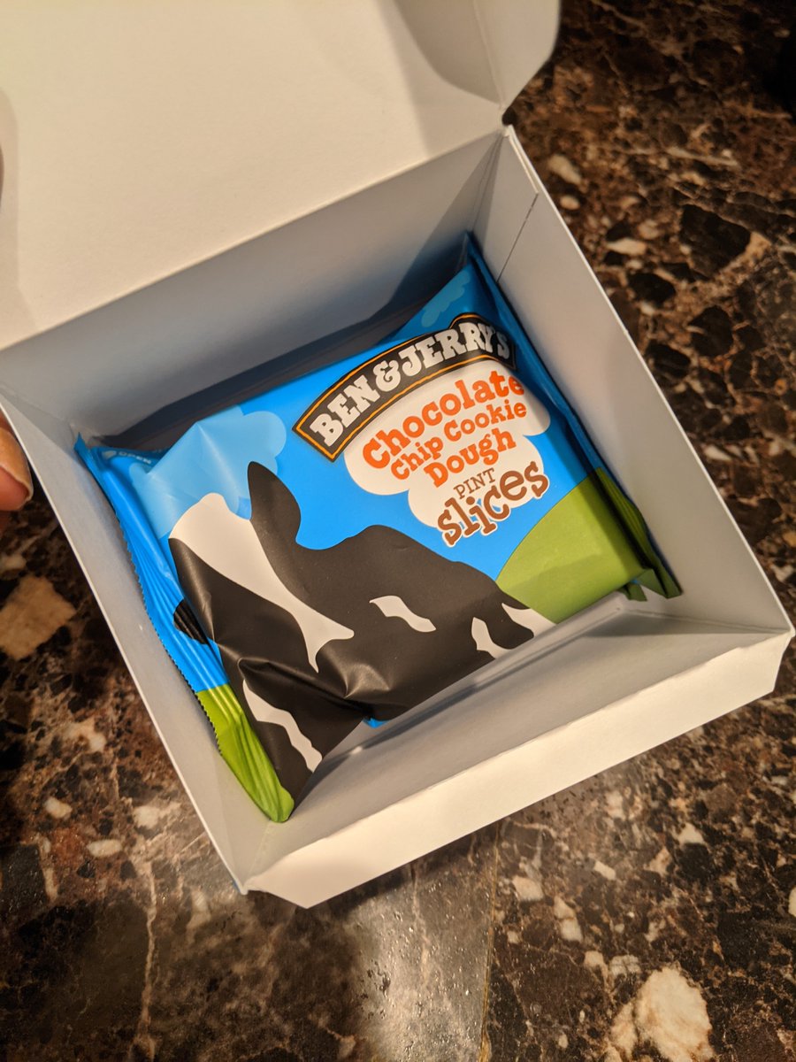 riicearonii's tweet photo. I'm a sucker for the branding alone 😍 #pintslices #ingenuity https://t.co/vjEEMmcbUv