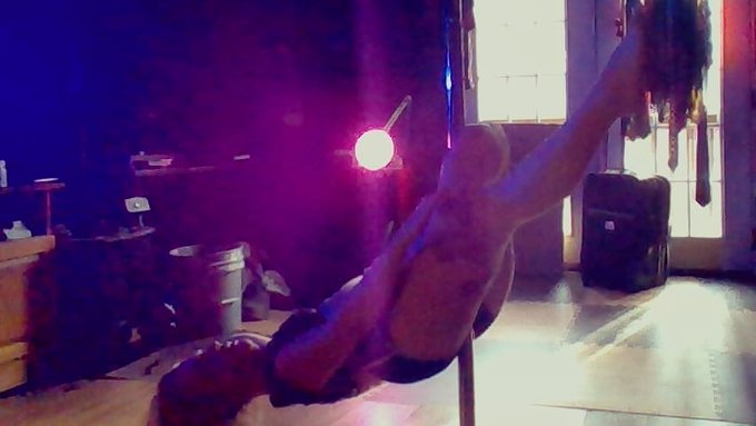 10 more days til my bday! CashApp me a present! $WhitRyderXXX #dancer #Cashappblessing #COVID19 #SugarBabyTwitter<a href="/tag/training"class="tags"><span>#training</span></a><a href="/tag/gains"class="tags"><span>#gains</span></a><a href="/tag/dancer"class="tags"><span>#dancer</span></a><a href="/tag/inked"class="tags"><span>#inked</span></a><a href="/tag/tattoos"class="tags"><span>#tattoos</span></a><a href="/tag/dancing"class="tags"><span>#dancing</span></a>