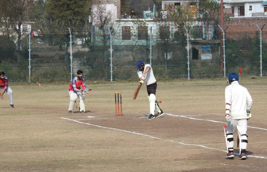 Whiteknight_IA's tweet photo. *Mendhar premier League* 
32 Teams, upto 500 raring cricketers &amp; 18 days of intense competition. 10 Dec to 18 Dec. Mendhar is living it up.
@adgpi
@Northerncomd_IA 
#IndianArmy #shapinggennext https://t.co/FgxaWlkrVZ