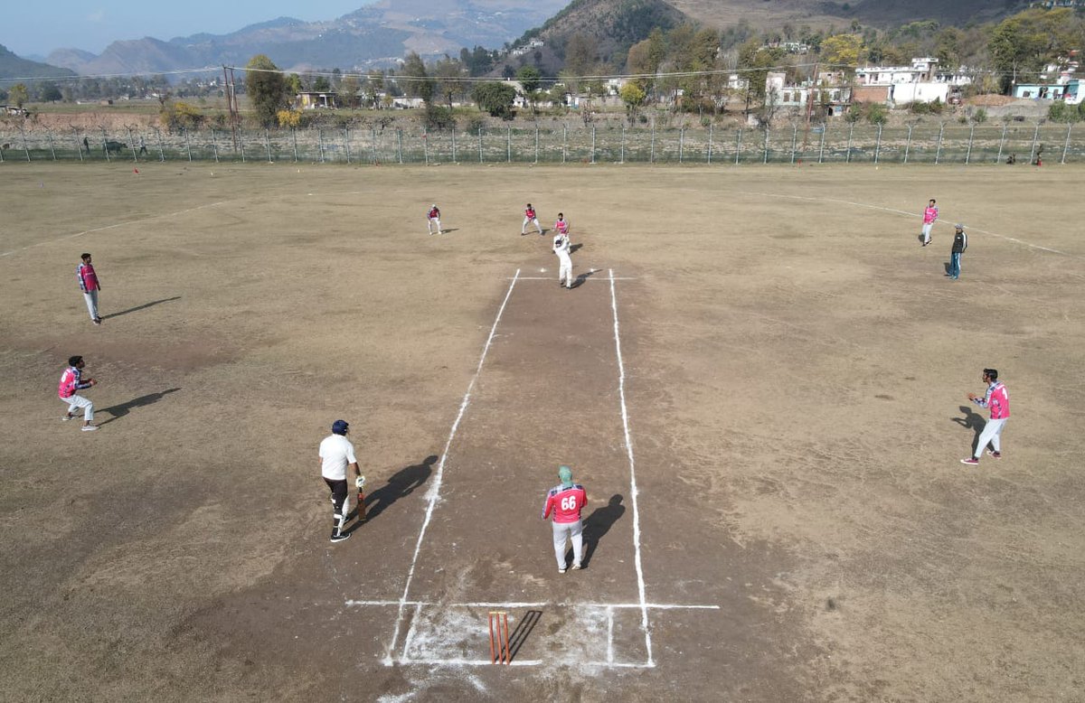 Whiteknight_IA's tweet photo. *Mendhar premier League* 
32 Teams, upto 500 raring cricketers &amp; 18 days of intense competition. 10 Dec to 18 Dec. Mendhar is living it up.
@adgpi
@Northerncomd_IA 
#IndianArmy #shapinggennext https://t.co/FgxaWlkrVZ