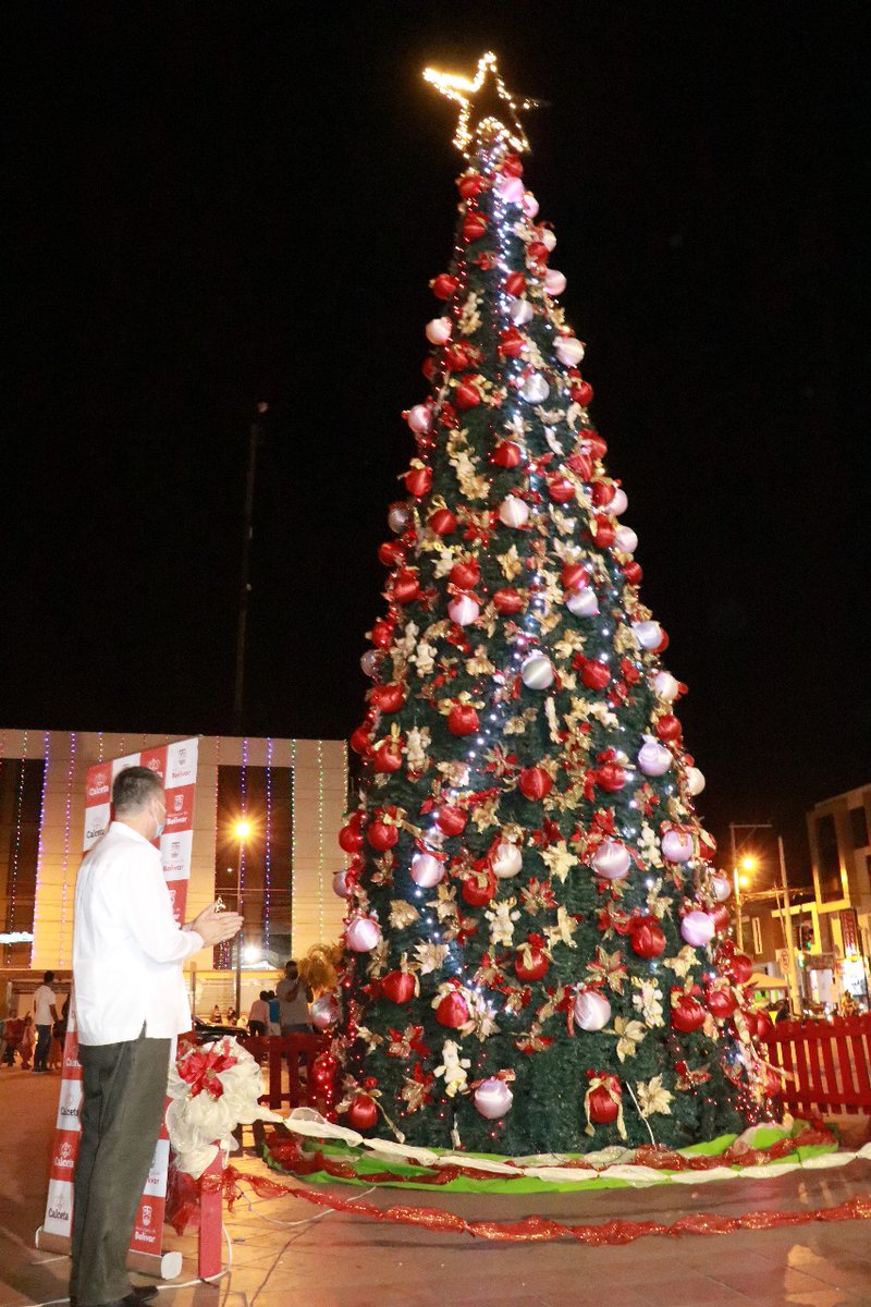 InformatManabi's tweet photo. En #CALCETA la #Navidad es ¡esperanza!
@Walthercevallo  @RCarrizal961 @NCalceta @Jhonymero 
Fotos cortesía @GADBolivar https://t.co/oJU4OuVPw7