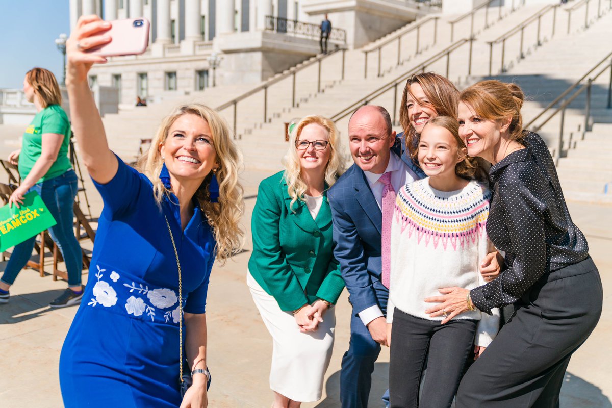 AbbyPalmerCox's tweet photo. Jeanette has a special ability to connect with others, and would make a terrific Senator. We need #BennettforSenate, and she needs all the support you can give. Please join me now in donating, (@bennettforsenate on Venmo), volunteering and spreading the word about Jeanette! https://t.co/fTi5W8GbS2