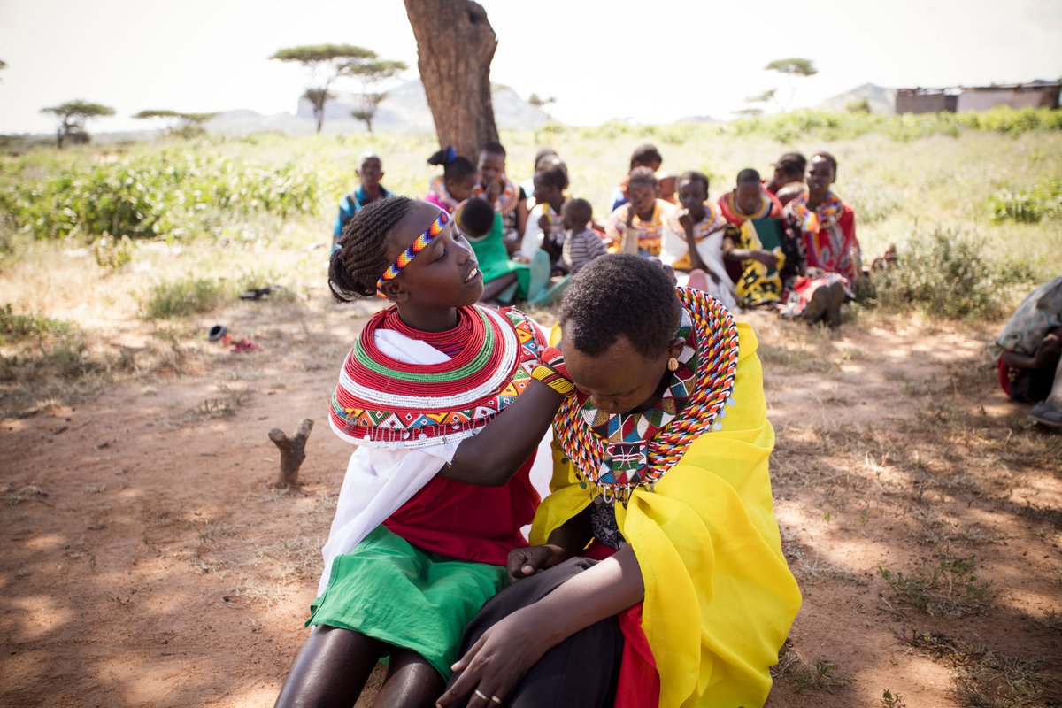 Amref_Kenya's tweet photo. The #BE4WE project, funded by @EUinKenya: benefits 32,500 women of reproductive age; 25,250 men; 26,700 girls in and out of school; 16,750 boys in and out of school; 7,500 students; 202,500 community members directly and 200,000 community members indirectly. #16Days
#AmrefEndGBV https://t.co/bmFWayt9OZ