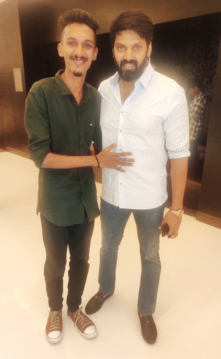 StrFazil's tweet photo. Wish you Happy Birthday🎂 to the most Talented &amp; Versatile Actor @arya_offl 😎❤️Have a Great Year Ahead  you all the success in ur upcoming Movies #Enemy🎬 #Salpetta🎬 &amp; many others 🔥

#HBDArya 🎂🎉🎀 https://t.co/F8EStu0AJT