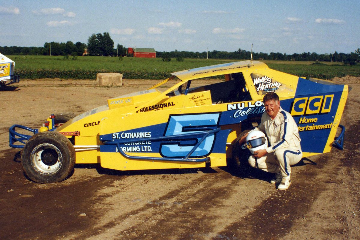 A little #TBT to 1993 and a picture of racing legend and hall of fame driver Ted Renshaw. Renshaw was inducted into the Friends of Auto Racing Fan Club (FOAR SCORE) Hall of Fame in December 2019. 
📸 - <a href="/JohnBisciJr/">John A. Bisci Jr.</a>