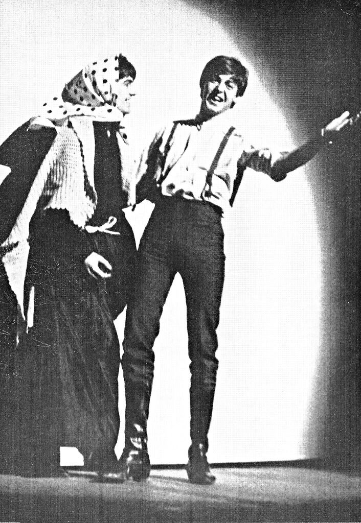 fabgeorgeh's tweet photo. George &amp; Paul during the #Beatles #Christmas show which ran at Finsbury Park Astoria from December 24, 1963 until January 11, 1964. #TheBeatles did skits during the show &amp; were the headliners every night, playing a show which lasted 25 minutes. 

#GeorgeHarrison #PaulMcCartney https://t.co/mlXtqlqqLO