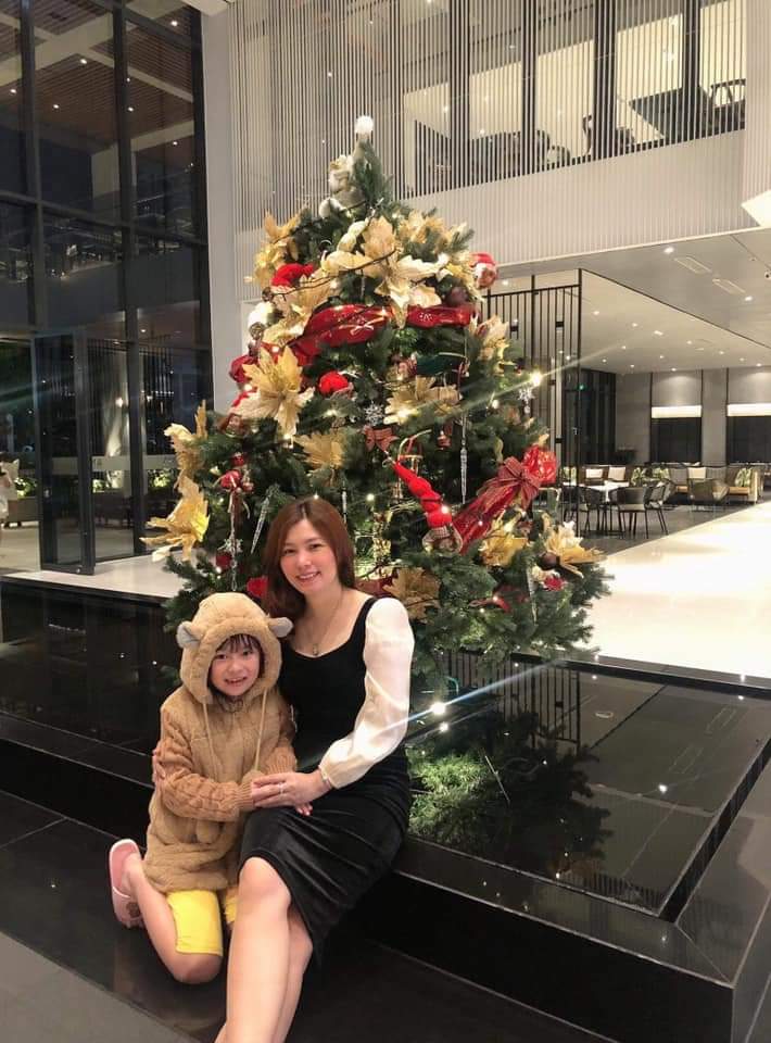 AnyaHotel2019's tweet photo. ❄️🎅"It is 𝑪𝒉𝒓𝒊𝒔𝒕𝒎𝒂𝒔 in the heart that puts 𝑪𝒉𝒓𝒊𝒔𝒕𝒎𝒂𝒔 𝒊𝒏 𝒕𝒉𝒆 𝒂𝒊𝒓." – William Thomas Ellis
Join us this holiday season and soak up the wonderful ambiance with our merry hospitality.
#cosyandfresh #Christmas #ChristmasInTheAir #AnyaHotelQuyNhon https://t.co/WQiObm0QRf