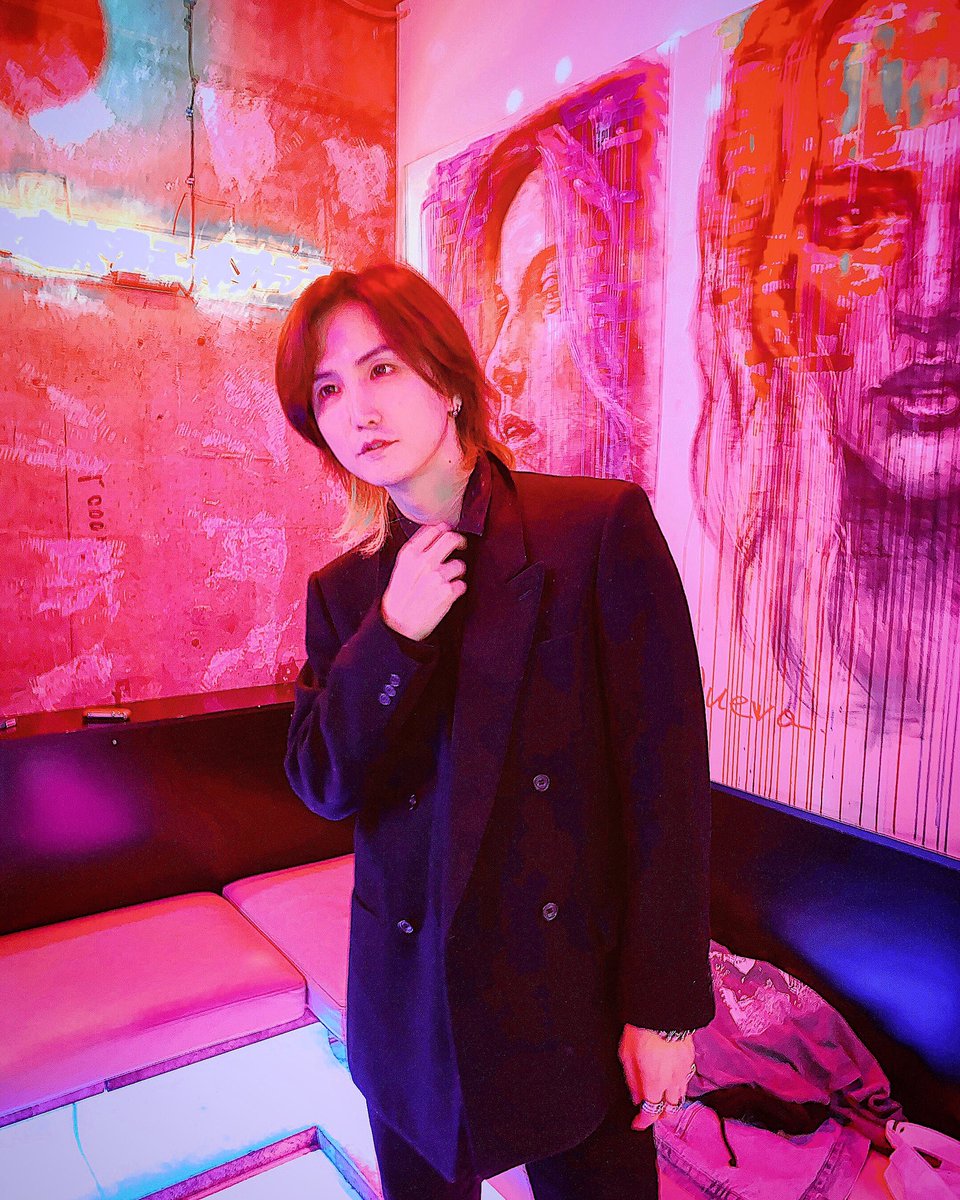 nuevo_studio's tweet photo. やっと今日動画配信しますー！
7時！おもろい要素も入れましたので、是非楽しんでください！！ https://t.co/dmn4MkUeLo