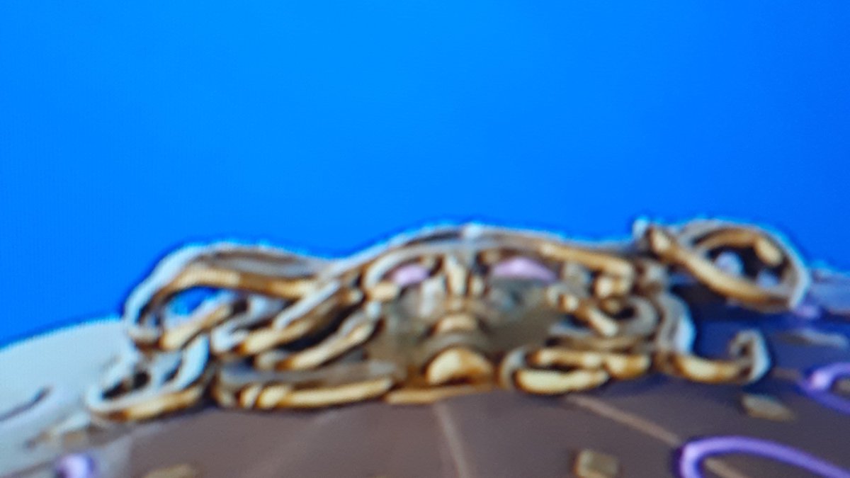 Ee66844507's tweet photo. Medusa coming to fortnite? https://t.co/kdbtjODFGc