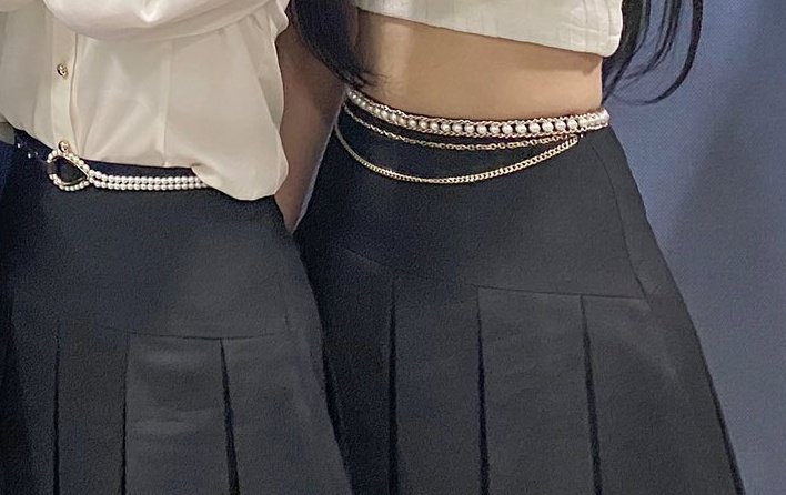 PredictingK's tweet photo. This group might be the nation girl groups in the future
#kpoppredictions #kpopfuture #kpoppredictions2020 #kpoppredictions2021 https://t.co/QFw3IL0EjO
