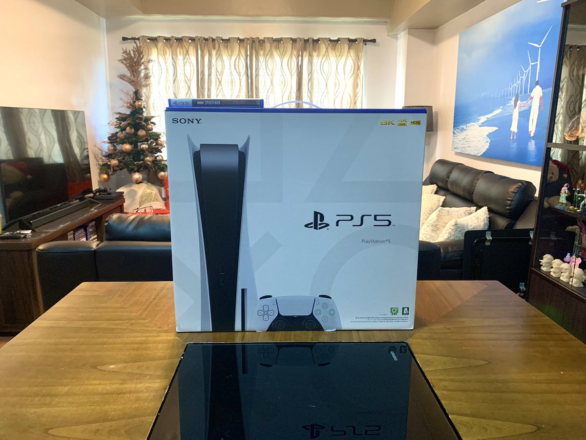 patrickmelecio's tweet photo. Got this on Day 1. Today, a normal citizen will unbox this little monster. 😂 Thank you Sean for making this possible!
.
.
#ps5 #sony #sonyps5 https://t.co/VM7dLkLBgJ