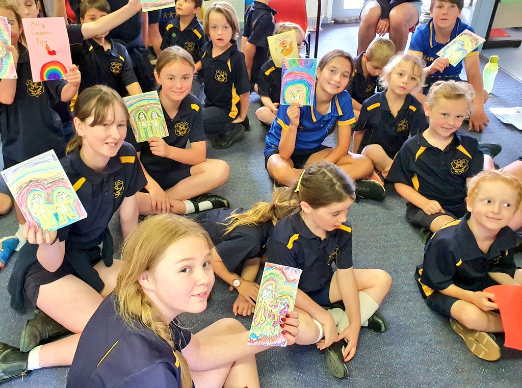 KangarooV_PS's tweet photo. Kindergarten created hand drawn, coloured &amp; written cards for their #KVPS S3 buddies letting them know they are #knownvaluedcaredfor #publiceducation https://t.co/w1DT1awxSH