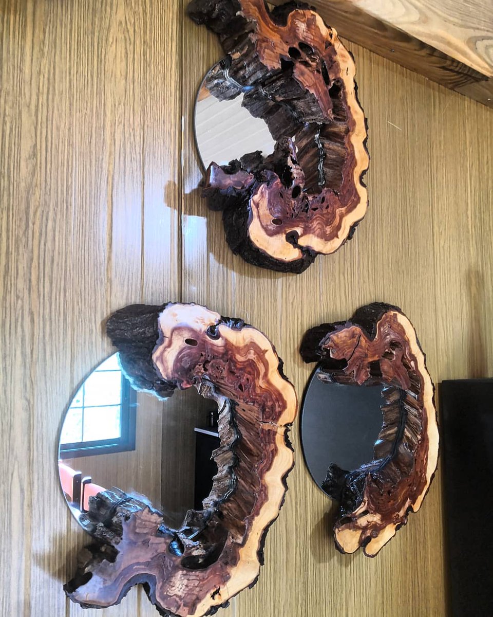 elsaltah's tweet photo. #life is only a #reflection of what we allow OURSELVES to see

#smdesignlb #simplicity #mirror #mirrorreflection #light #lightingdesign #lightwood #liveedge #wastedwood #woodworking #woodlove #wood #home #homedecor #inetiordesign #lebanon #handmade #madeinlebanon #Beirut https://t.co/HanhsHeyLY