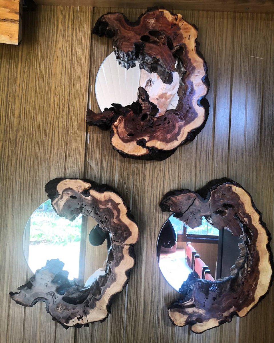 elsaltah's tweet photo. #life is only a #reflection of what we allow OURSELVES to see

#smdesignlb #simplicity #mirror #mirrorreflection #light #lightingdesign #lightwood #liveedge #wastedwood #woodworking #woodlove #wood #home #homedecor #inetiordesign #lebanon #handmade #madeinlebanon #Beirut https://t.co/HanhsHeyLY
