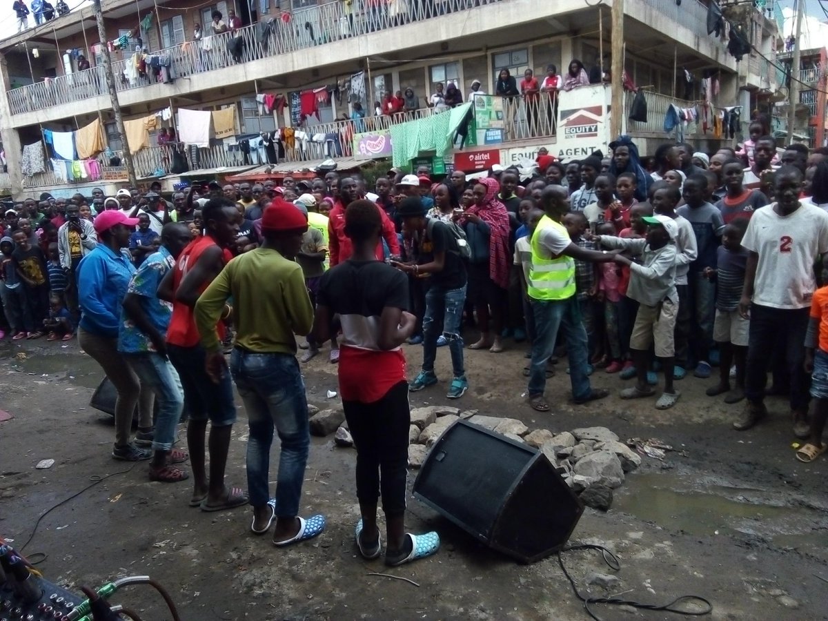 nicmuhando's tweet photo. #FlashabackFriday on this date, last year, #ReggaeMtaani with @ghettoradio895 @GravittiBand pale Embakasi village #Brekko https://t.co/OcjxmyaQWp