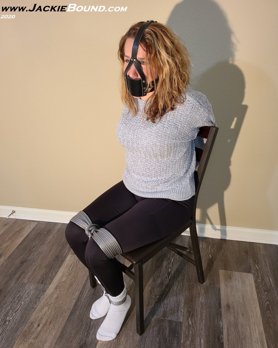 RealJackieBound's tweet photo. "468 Sweater Bound" Available at https://t.co/gzlp2K8Wqk on December 12, 2020.
#bondage, #leggings, #harnessgag, #Ropebondage, #MILFBound, #chairtied https://t.co/lat3RhEJb1