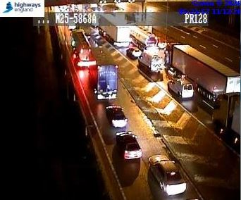 kmfmnews's tweet photo. TRAVEL: ⚠️ All traffic's being held on the #M25 clockwise at the #DartfordCrossing as you head into #Kent from Essex following a crash involving a car and lorry on the QEII bridge #kmfmtravel https://t.co/Rm8yhMvczi https://t.co/j1LoFtNrRZ