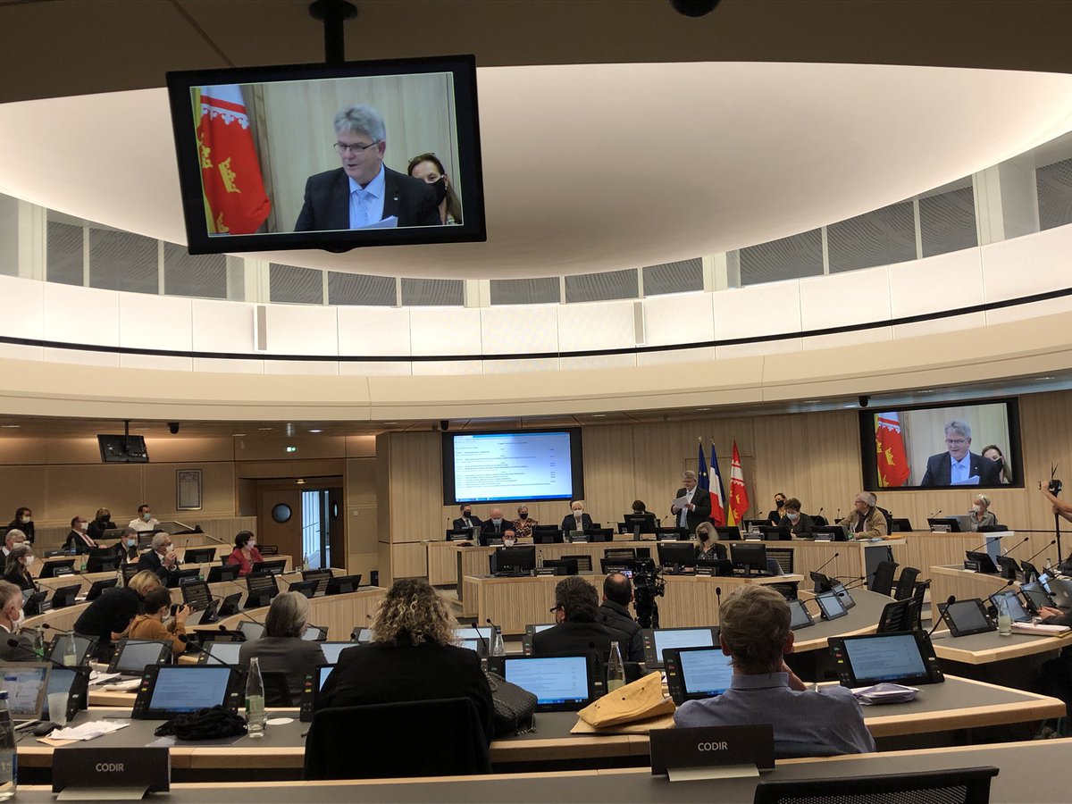 Manu_Delahaye's tweet image. Ultime séance plénière du conseil départemental du Haut-Rhin, en ce moment même à Colmar. Dans trois semaines, la collectivité européenne d’Alsace prendra le relais #CD68 #CD67 #CEA #Alsace cc @lalsace