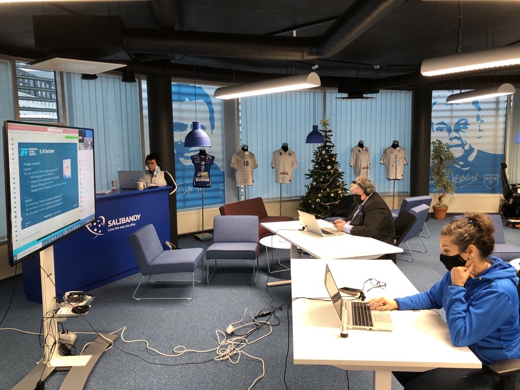 The 16th IFF General Assembly (GA) was held today via Zoom. This was the first ever virtual GA with over 45 countries present 👏 Thank you everyone for the successful meeting and thanks to <a href="/Salibandyfi/">Salibandy.fi</a> for assistance 🙏 
#floorball #oneworldoneball