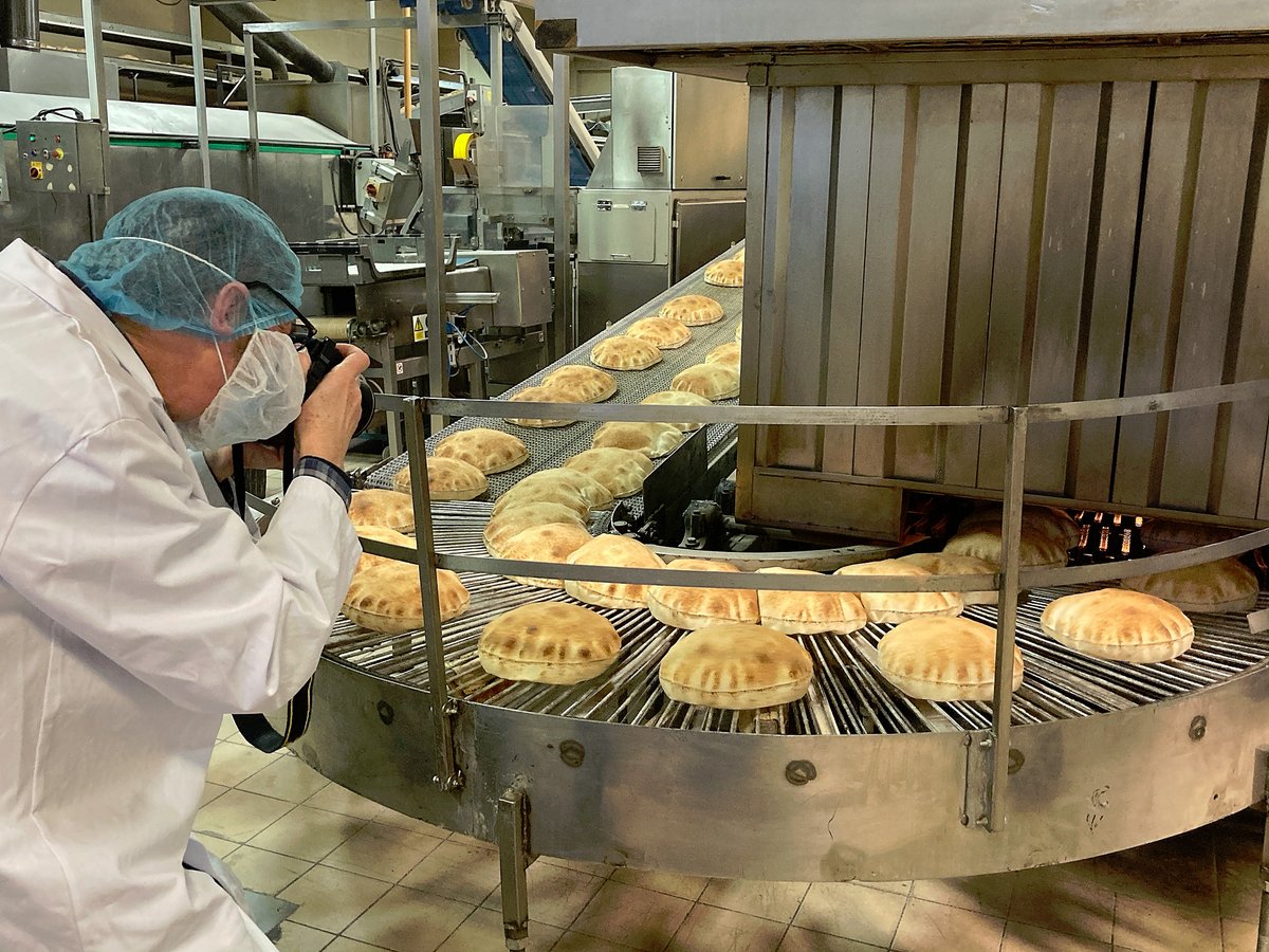 dinafoods's tweet photo. We were delighted that the incredible photographer, Richard Mann, visited Dina Foods last week. We grabbed a few shots of Richard at work while he was photographing our very popular, two-layer Paninette® flatbread. 

#DinaFoods #FoodPhotography #Flatbread #Paninette https://t.co/d87rEZpOja