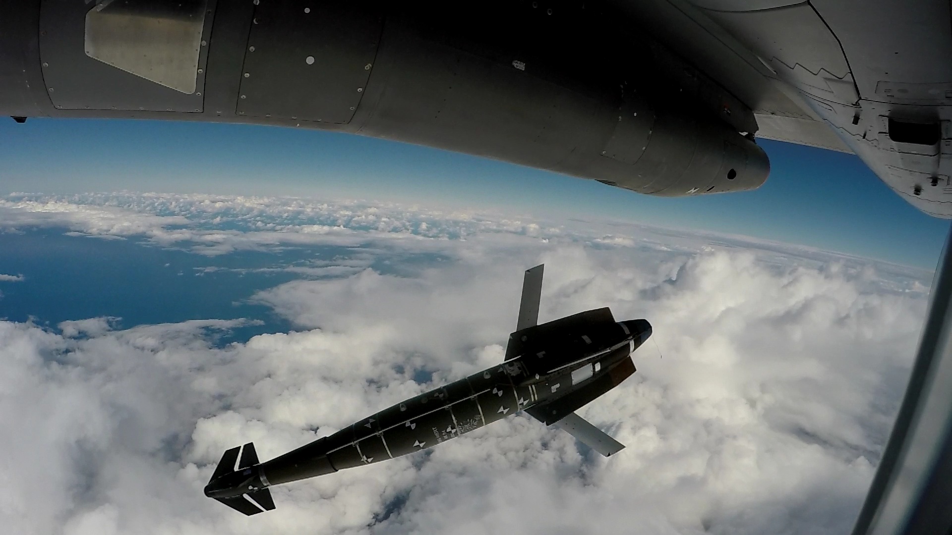 Eo822zDXcAA_hMn?format=jpg&name=large