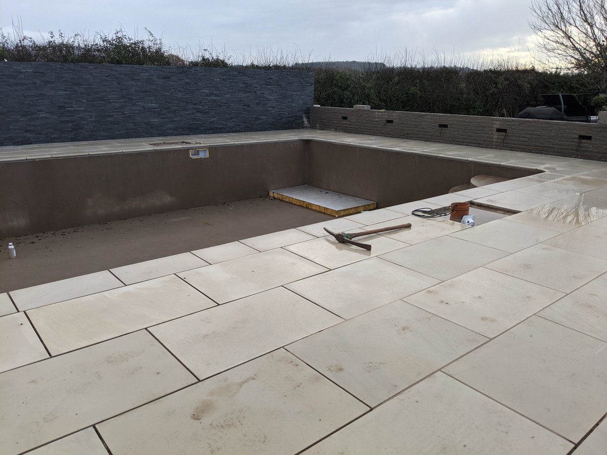 SummitLeisure's tweet image. This was one of our pool (DIY) packages.  We will be installing the liner and plantroom soon and then one of our retractable pool enclosures will be installed over the top. #poolenclosure #poolpackage #swimmingpool #newpool #swimmingpool #poolkit #diy #FamilyFunTime #gardendesign