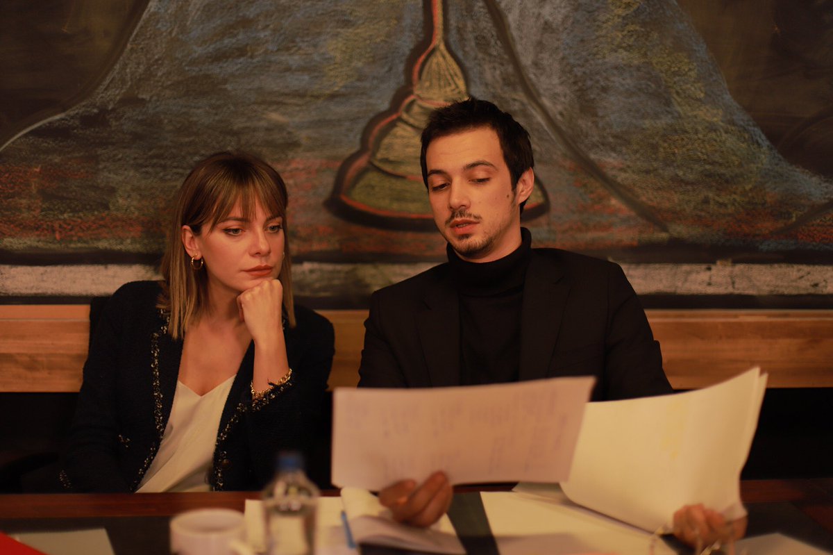 #BirAnneninGünahı 4.Bölüm fotoğrafları!📸
Yeni bölüm yarın akşam 20.00’de #KanalD’de! @LimonFilm <a href="/yapimskala/">Skala Yapım</a> <a href="/KanalD/">Kanal D</a> 

<a href="/merttyazicioglu/">Mert Yazıcıoğlu</a> <a href="/simaybarlass/">Simay Barlas</a>