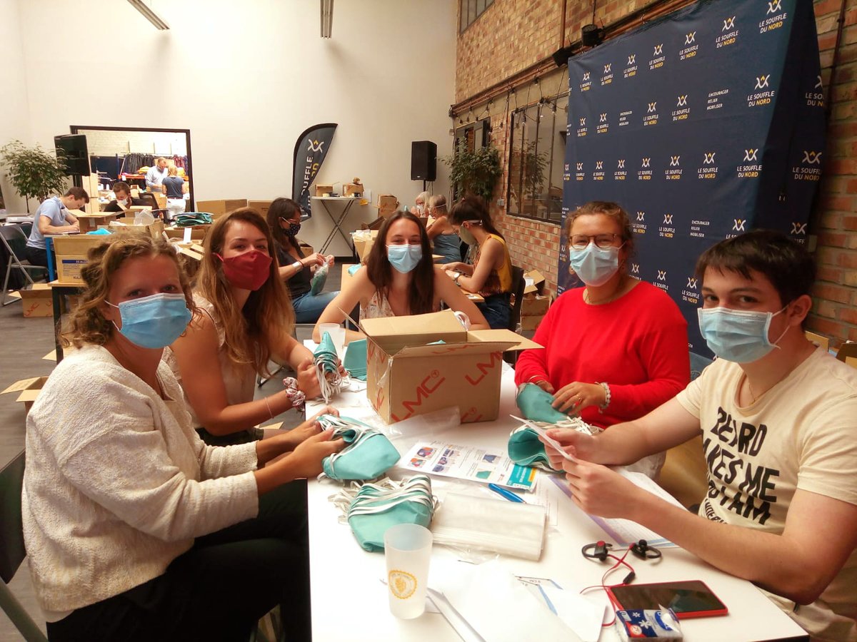 Mars 2020. Alors que le monde est à l’arrêt face à la crise sanitaire, 5 500 bénévoles des Hauts-de-France ont répondu à l’appel pour coudre des masques.
📺 "ICI et MAINTENANT" un #documentaire à voir lundi 14 déc. à 23h05 
<a href="/LeSouffleDuNord/">Le Souffle du Nord</a> #COVID19 #coronavirus #hautsdefrance