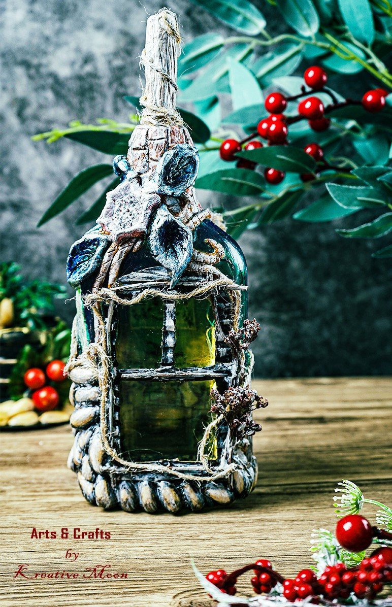 MoonSelina's tweet photo. Excited to share the latest addition to my #etsy shop: WINE BOTTLE ART - Christmas Decorative Lamp https://t.co/7cQAdBJEzj https://t.co/0JMEgPDsCf