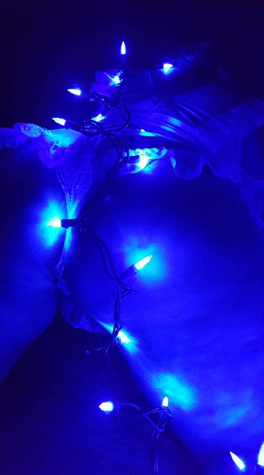 Tis the season :) https://t.co/R2eOnqUbma<a href="/tag/streamatemodel"class="tags"><span>#streamatemodel</span></a><a href="/tag/pornhubmodel"class="tags"><span>#pornhubmodel</span></a><a href="/tag/pornhublive"class="tags"><span>#pornhublive</span></a>