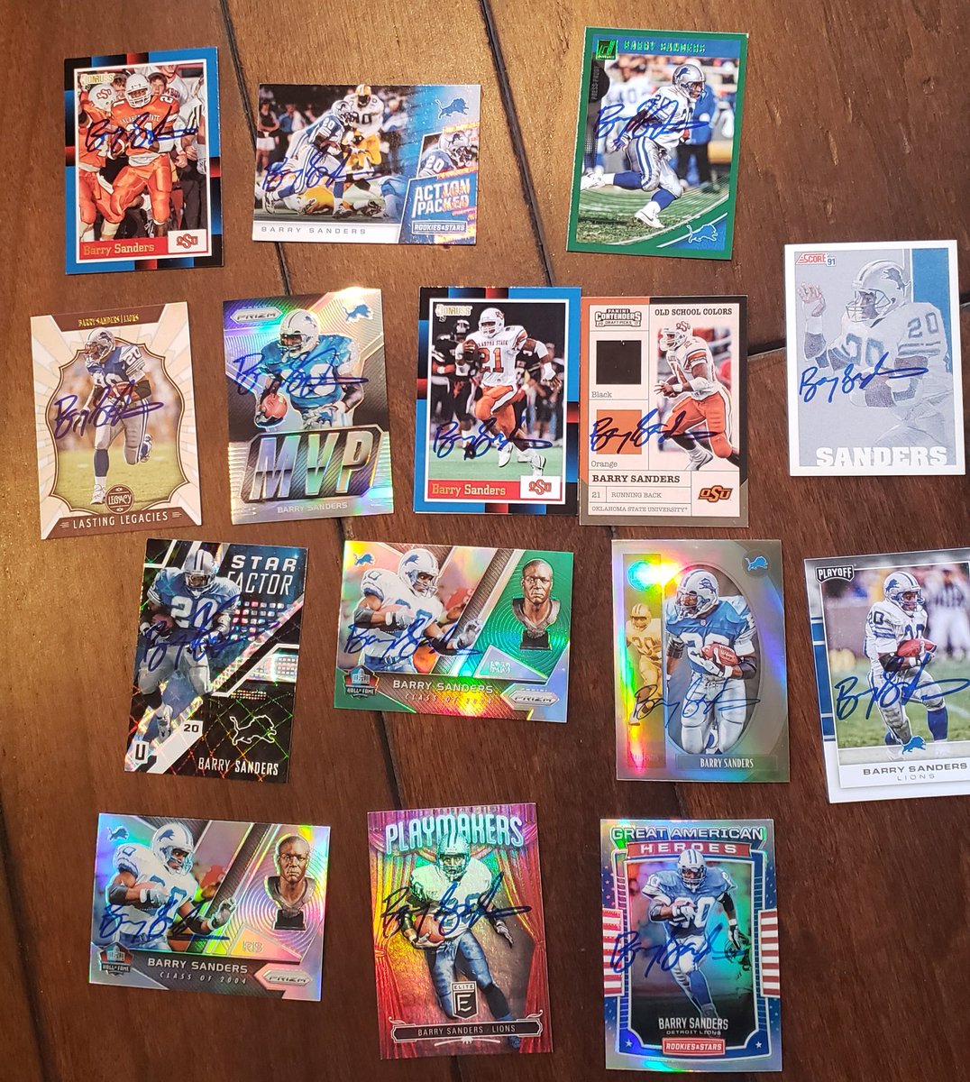 BarrySanders's tweet image. So today we thank @PaniniAmerica - a company that has made sure I stay in trading cards since I retired.  Rather than give away one card, I am sticking with a number that suits me better.  20 winners today.  Repost with #SandersHoliday to win