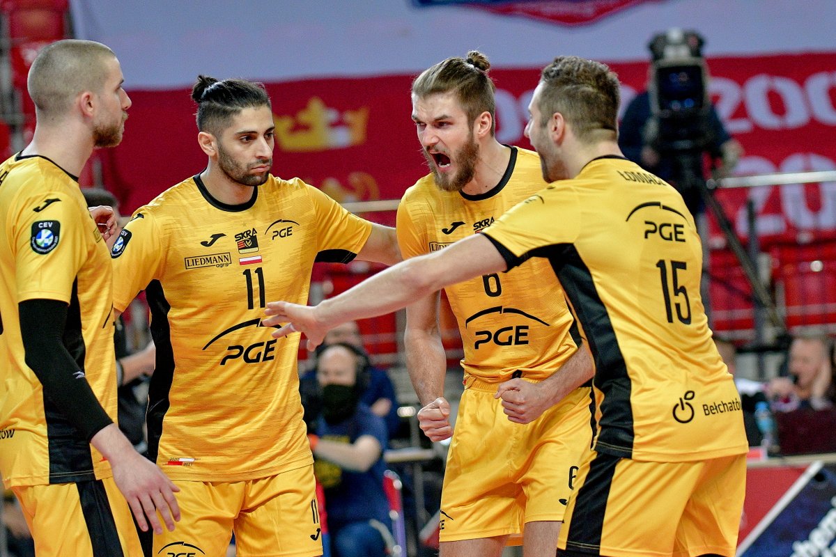 _SkraBelchatow_'s tweet photo. Kto według Was był najlepszym zawodnikiem #TeamSkra w ostatnim turnieju @CEVolleyballCL w Kędzierzynie-Koźlu? 🤔
#PGE #CLVolleyM #BeeWinner https://t.co/LaLzHq79Xn