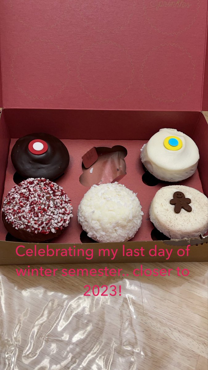 Mois_lopez88's tweet image. #endoffallsemester