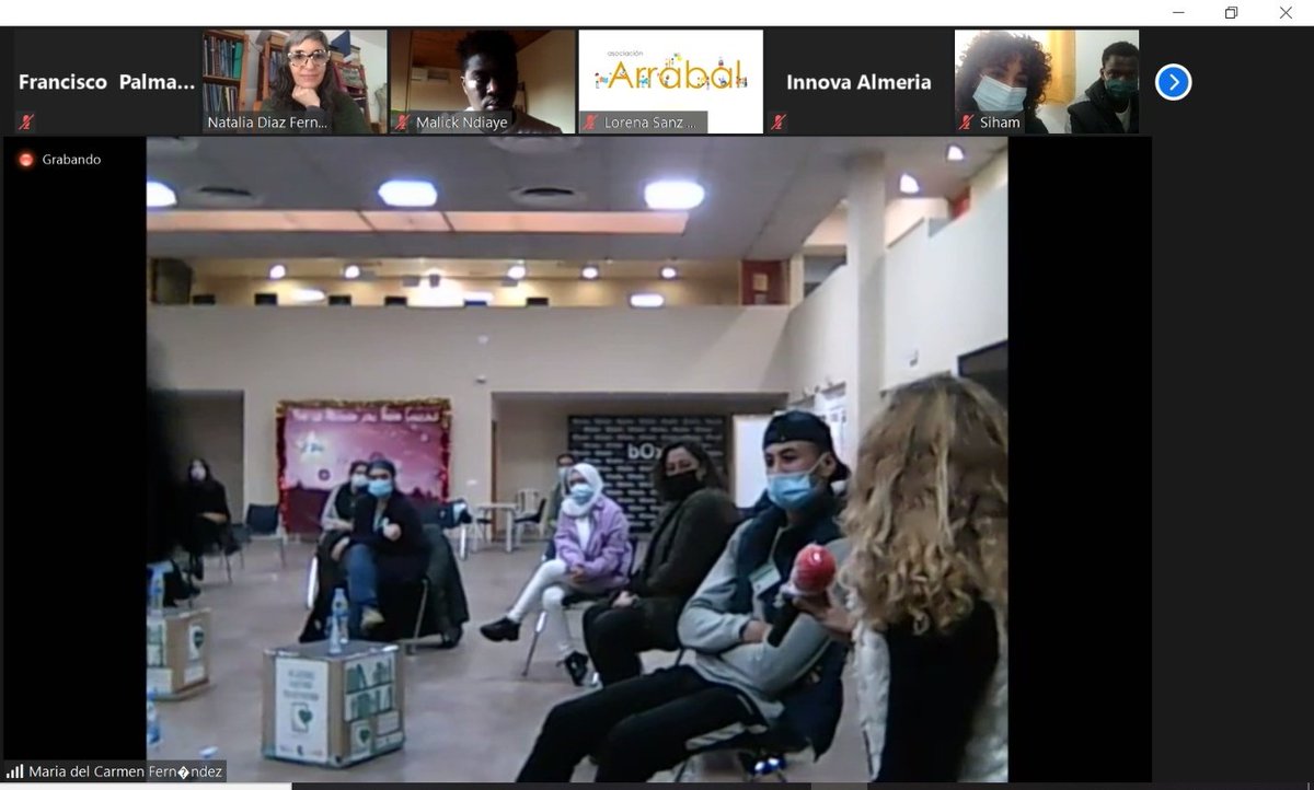 ArrabalAID's tweet image. En #LiveLibrary @ArrabalAID +@ayto_chiclana panel de experiencias migratorias en primera persona. Historias como la de Samira @InnovaAlmeria que se esfuerza en su #RetornoEducativo con @radioecca. @MinervaMontaez3 dinamiza un encuentro con participación de entidades como @APDHA.