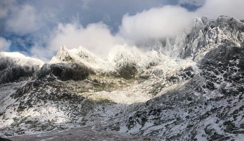 GORSKI_SWIAT's tweet photo. 🇸🇰 #TATRY #tatryofficjal #TeryhoChata jedziemy dalej czas goni:
fot. Nikola Bakusova https://t.co/d0PnjU9lvQ