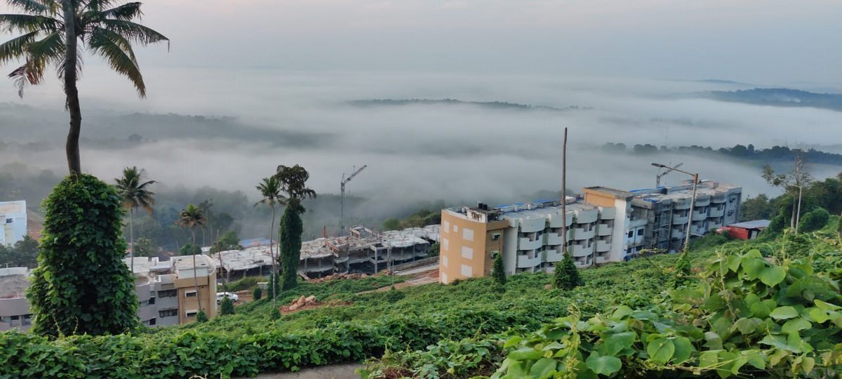 IIITKKottayam's tweet photo. Winters are the coolest season that starts from December. Some snapshot taken from the campus at the early morning. Almost completely covered by snow. Just check out some awesome snapshots. https://t.co/azi1qWrVg5