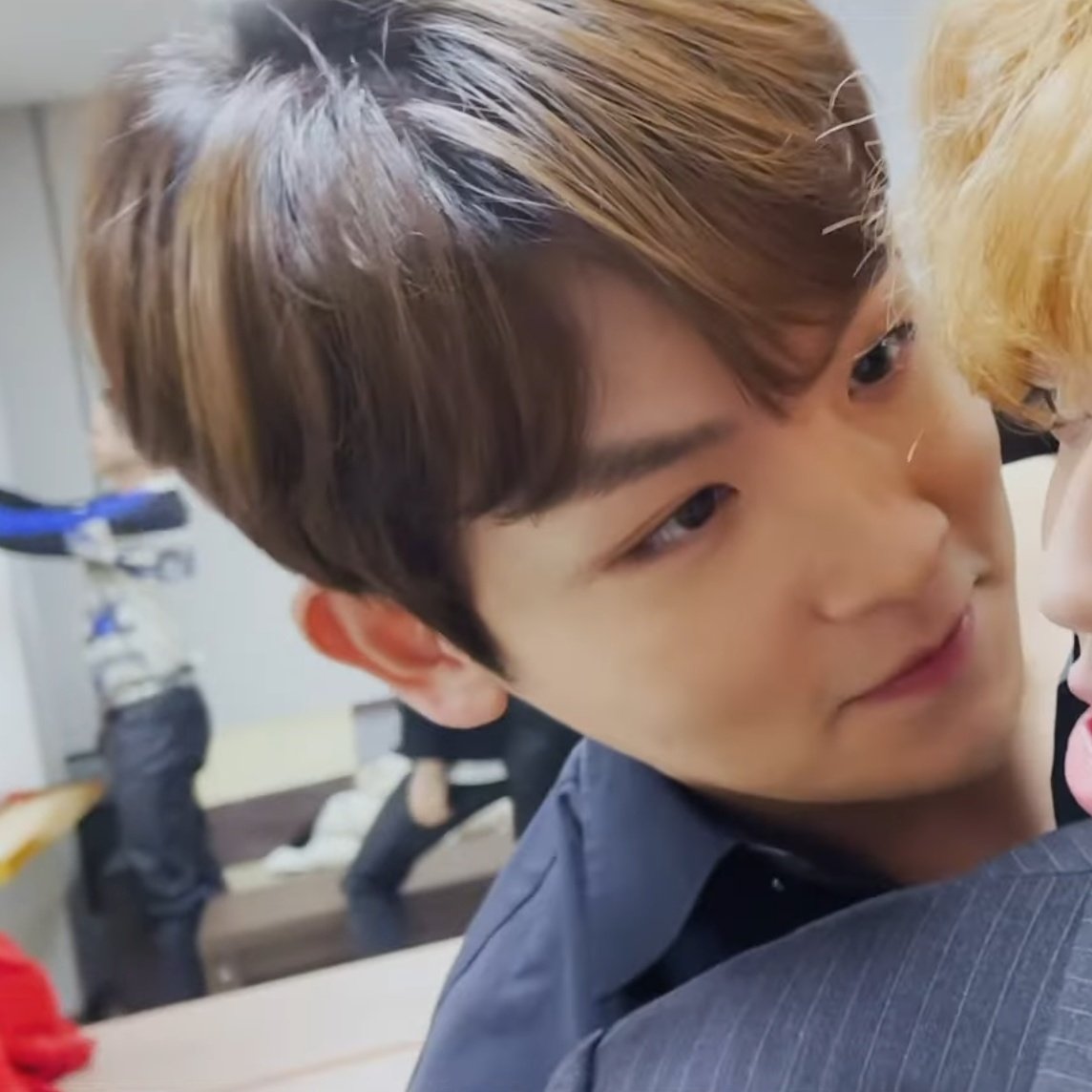 아니 유창현 왜이렇게 귀여운건데;; 너무 귀여워서 좀 당황스럽네;;